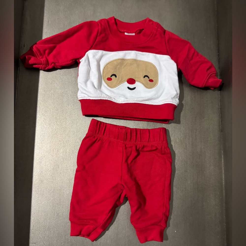 NWOT Newborn Santa 2-Piece Set